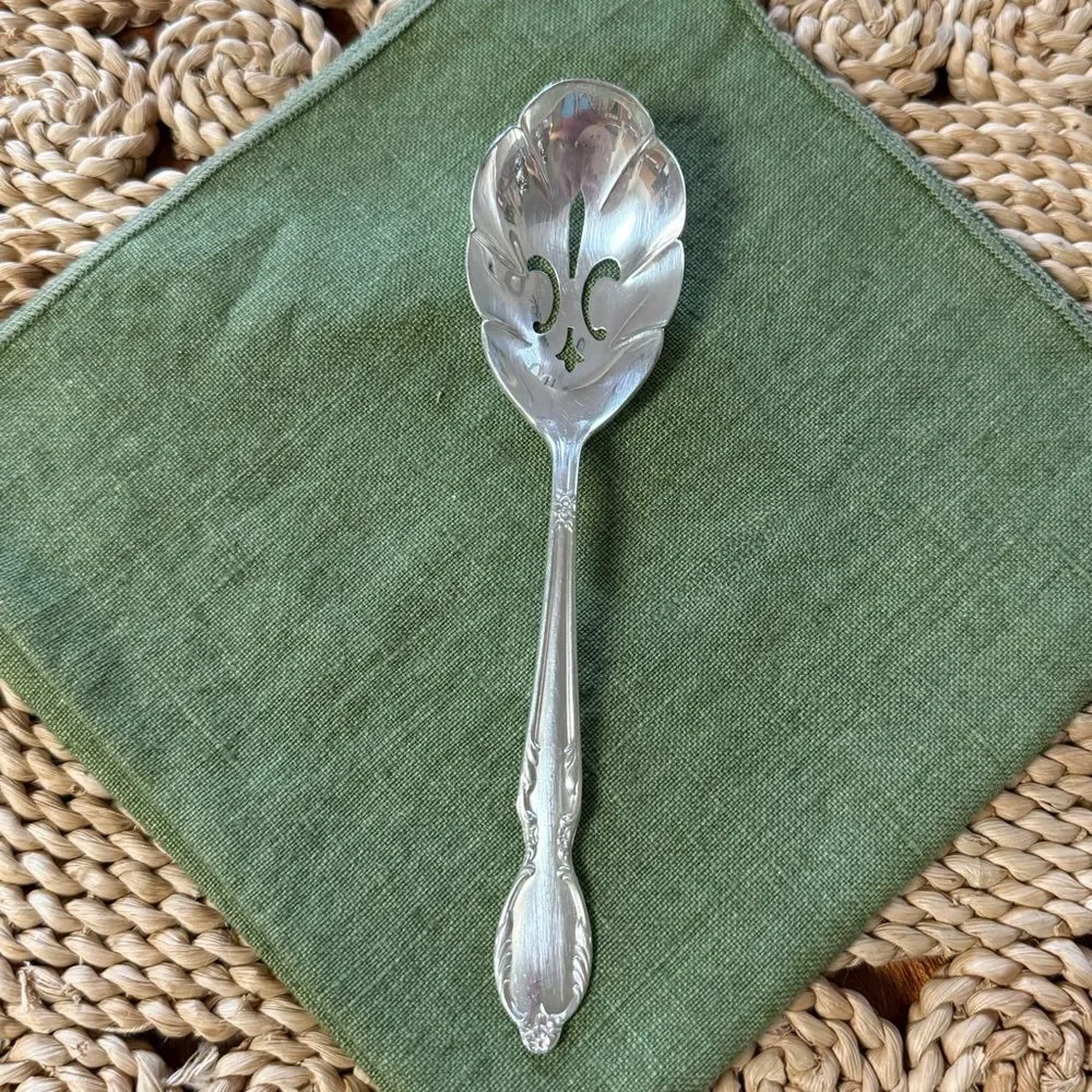Vintage Rogers & Bro. Original Rogers Extra Plate Royal Manor Slotted Spoon